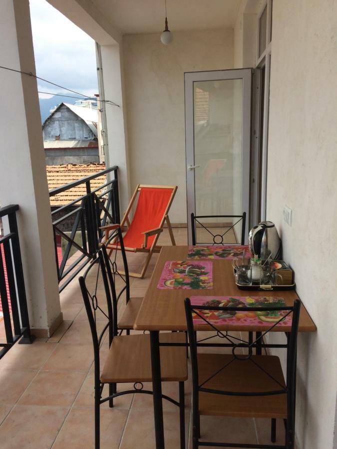 Cozy Guest House In Old Batumi Kültér fotó